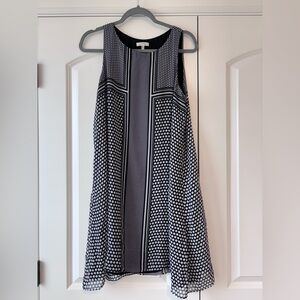 Black and White Sleeveless Shift Dress